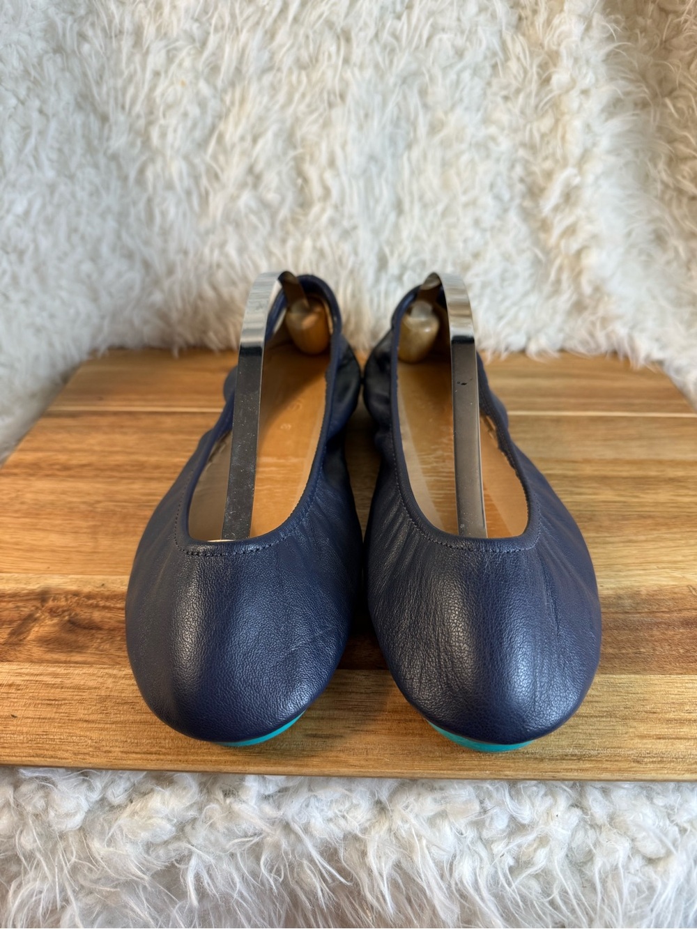 Tieks California Navy size 8 - Picture 3 of 11